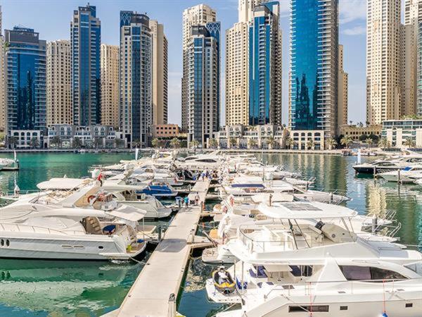نزل دبيفي Pirates Bay المظهر الخارجي الصورة